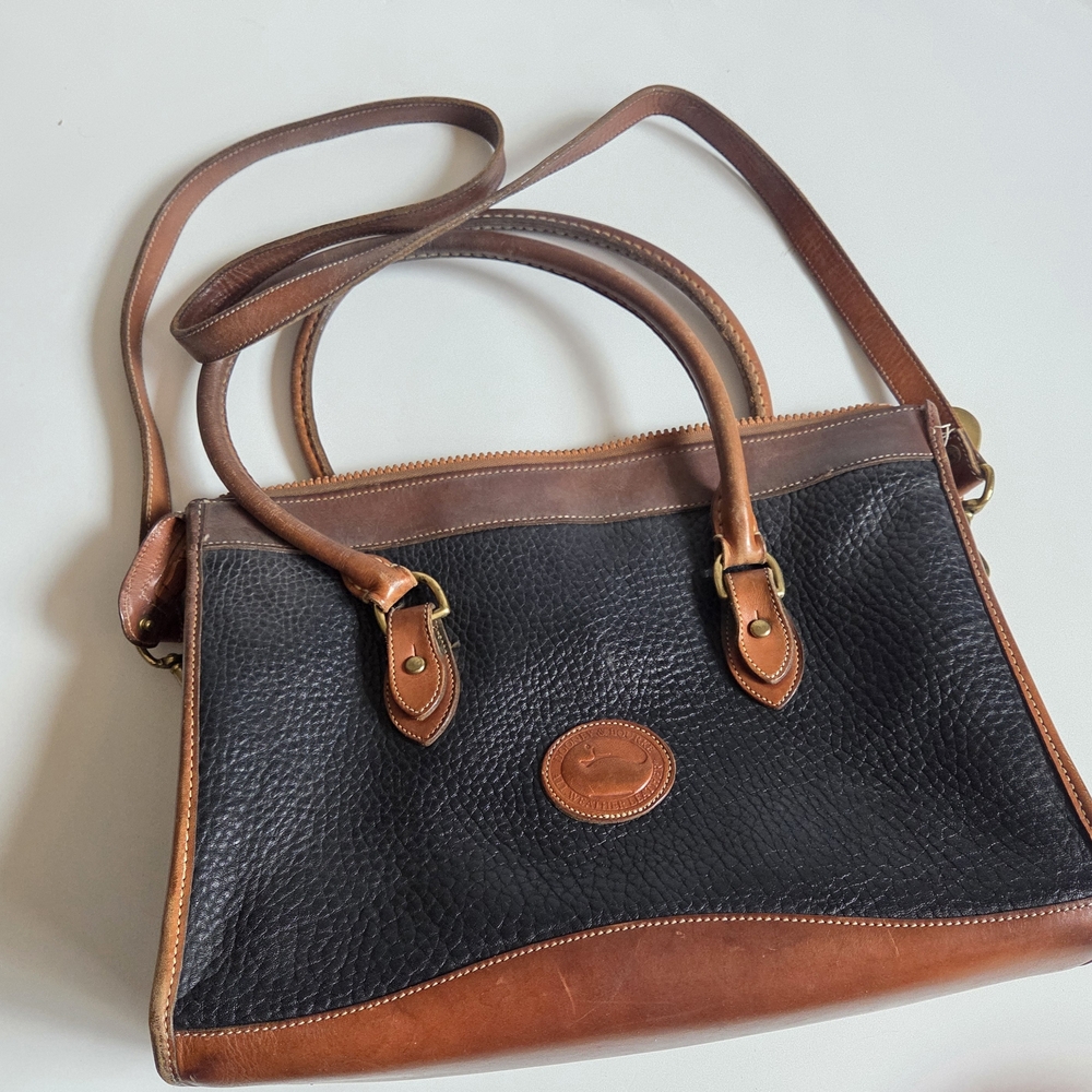 Vintage Dooney & Bourke Black And Tan Handbag